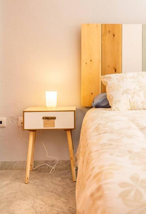 Apartamento Ronda De Triana 45 Севілья Екстер'єр фото